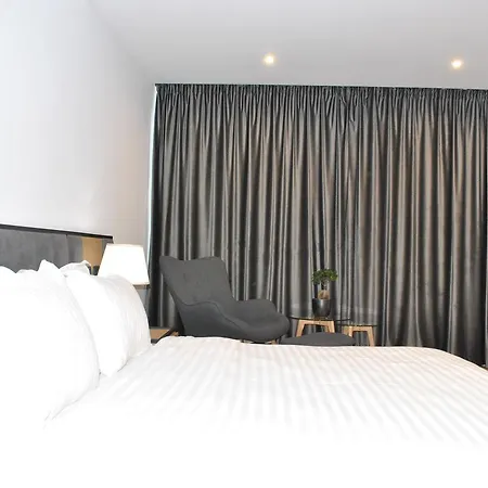 Prime 酒店 地拉那