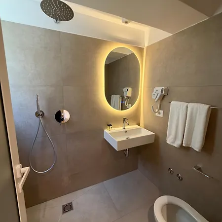 Prime Hotel 3*
